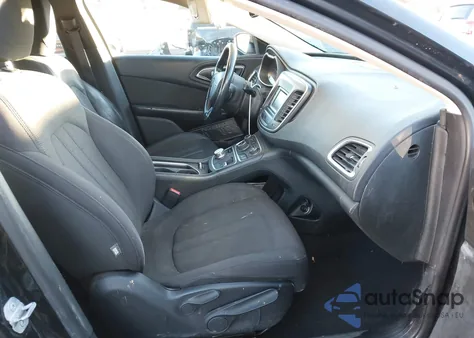 2015 Chrysler 200 Limited z USA, uszkodzony, nr VIN 1C3CCCAB7FN637781